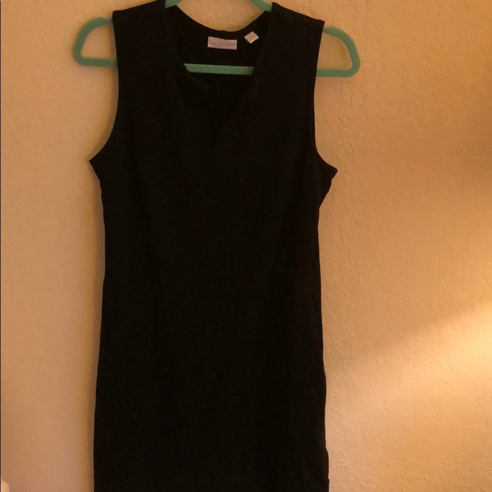 Never worn New York and Co. dress with pockets.